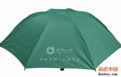 廣西南寧新芝禮商貿(mào)-供應(yīng)廣西白色三折廣告?zhèn)?晴雨傘,遮陽(yáng)傘